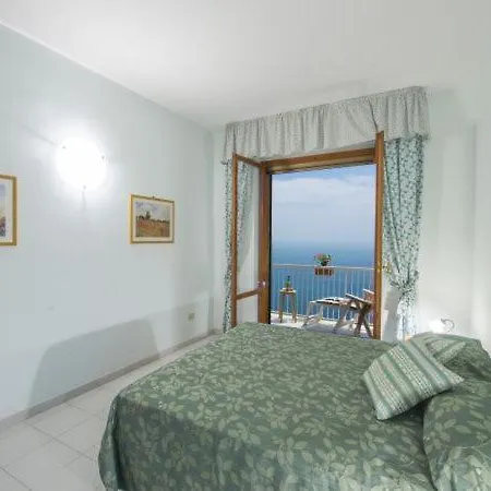 Apartmán Sleeps 4 T721562 *
