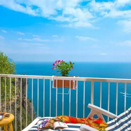 Apartmán Sleeps 4 T721562 *